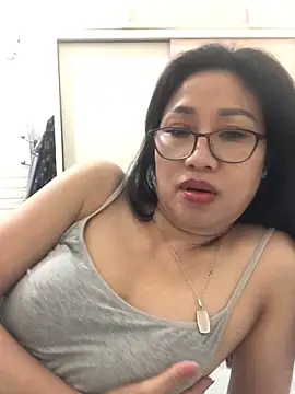 Snapshot of Vitamin_sexy chatting on September 2025 06:24:02 AM Vitamin sexy online show from September 2025 06:24:02 AM