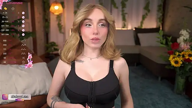 BabyyyLunaX online show from May 2026 07:54:01 PM