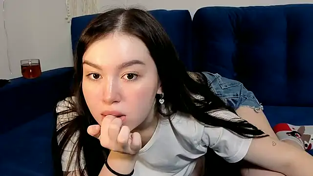 LexeeLuv online show from October 2025 02:23:02 AM