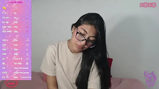 Allison 19   online show from October 2025 08:50:02 AM