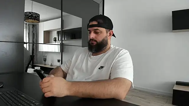 DravenPeak online show from October 2025 11:08:02 AM