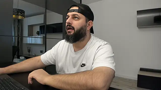 DravenPeak online show from October 2025 01:41:02 PM