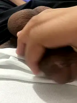 Snapshot of Kuaker077 chatting on September 2025 03:46:01 PM Kuaker077 online show from September 2025 03:46:01 PM