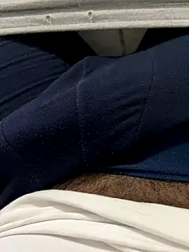 Snapshot of Kuaker077 chatting on October 2025 08:51:02 PM Kuaker077 online show from October 2025 08:51:02 PM