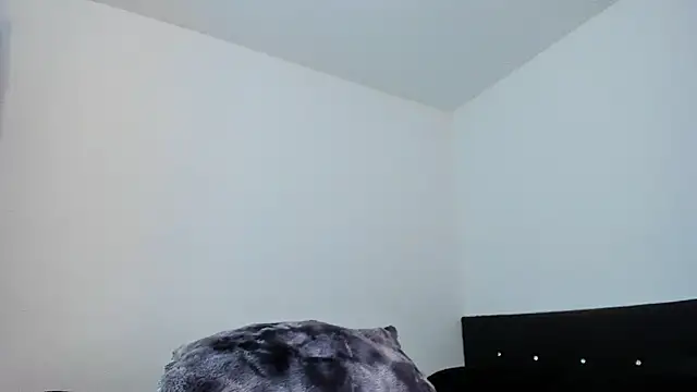 77Neferkitty77 online show from May 2026 07:52:02 PM