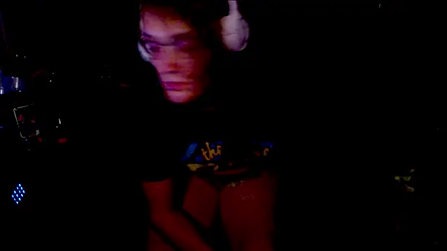 Snapshot of BlondeyMiyMiy chatting on November 2025 09:10:01 AM BlondeyMiyMiy online show from November 2025 09:10:01 AM