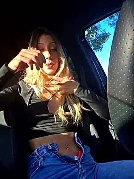 PetiteSecrets online show from November 2025 03:34:02 PM