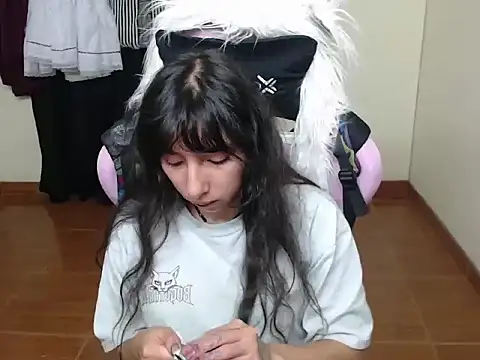 ScarlettShirahoshi online show from December 2025 11:33:02 PM