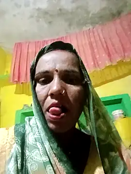 Pinky12A online show from September 2025 08:01:01 PM