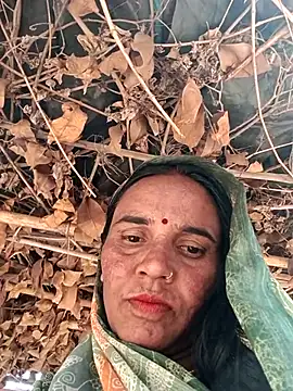 Pinky12A online show from November 2025 04:00:01 AM