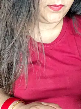 Snapshot of indian-hotmilfs chatting on April 2026 11:12:01 AM indian-hotmilfs online show from April 2026 11:12:01 AM