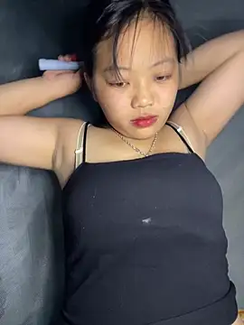 Lyrasss online show from October 2025 07:23:01 AM