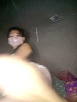 qychiu online show from November 2025 11:27:01 AM