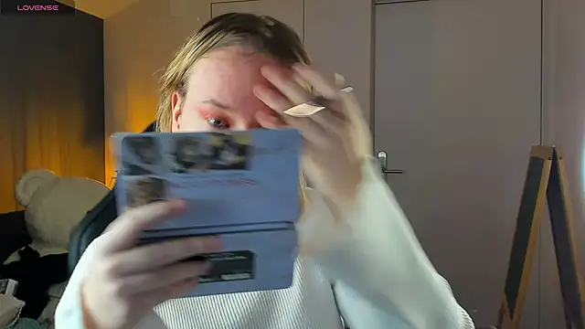 Snapshot of Amanda_Butlerr chatting on November 2025 10:25:02 AM Amanda Butlerr online show from November 2025 10:25:02 AM