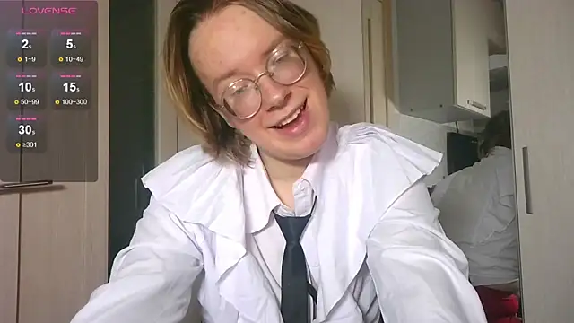 Amanda Butlerr online show from February 2026 06:01:01 PM