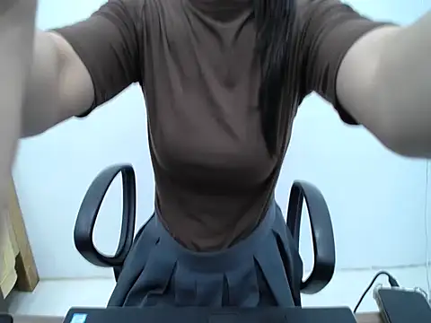 Snapshot of _Lady- chatting on October 2025 09:27:01 PM Lady- online show from October 2025 09:27:01 PM