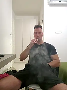 mrlyuis online show from November 2025 09:30:02 PM