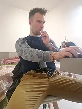 mrlyuis online show from January 2026 11:04:01 AM