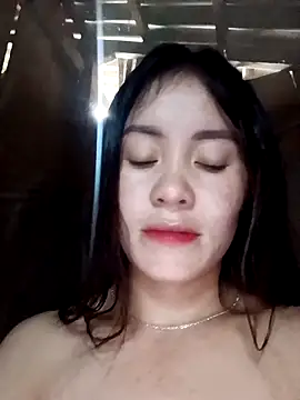 TinTim02 online show from November 2025 06:25:02 AM