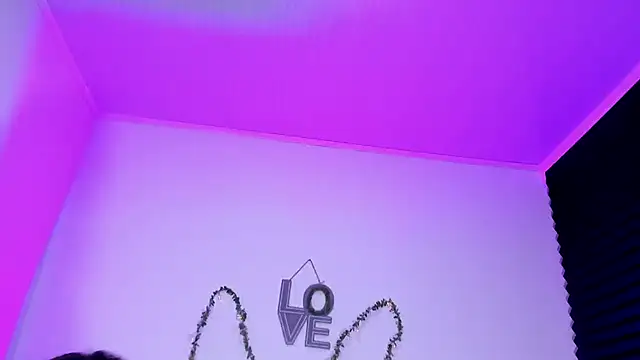 SagiraBelle online show from March 2026 05:17:02 PM