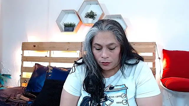 sheila reeves2772 online show from October 2025 05:53:02 PM