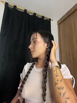 Scarlett05 online show from November 2025 01:08:02 AM