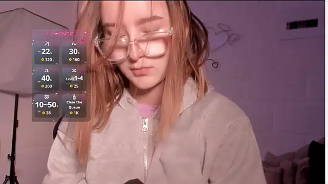 kristal joi dl online show from September 2025 12:20:01 PM