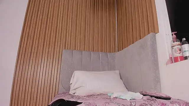 abby swith41 online show from February 2026 01:29:02 PM