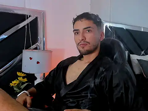 AlekRuizx online show from September 2025 08:42:01 PM