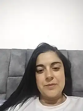 Snapshot of Nahomi_04 chatting on October 2025 02:45:02 AM Nahomi 04 online show from October 2025 02:45:02 AM