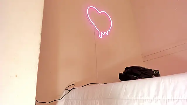  aleja x online show from October 2025 11:33:02 AM