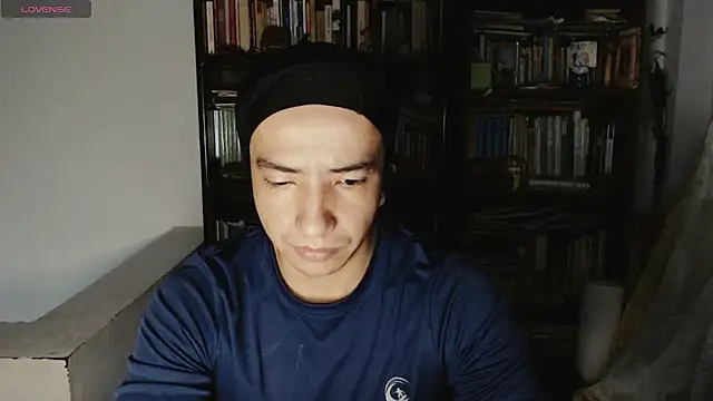 jhondick92 online show from September 2025 10:37:01 AM
