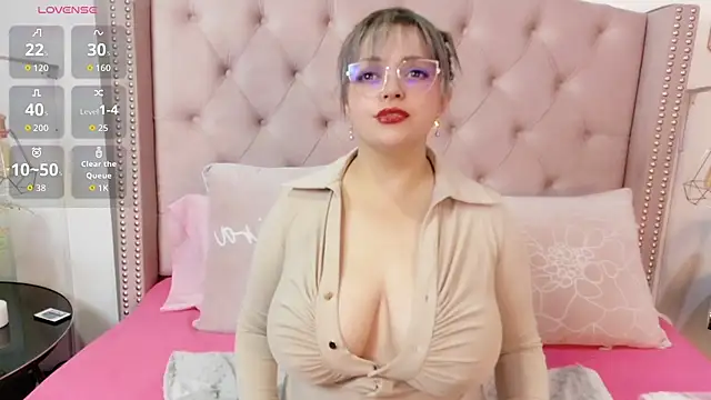 Snapshot of vintoria_cherry chatting on July 2026 11:52:01 AM vintoria cherry online show from July 2026 11:52:01 AM