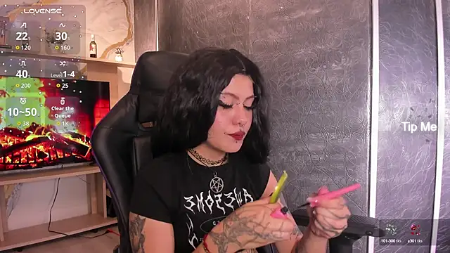 MistressMariam  online show from October 2025 06:42:02 PM