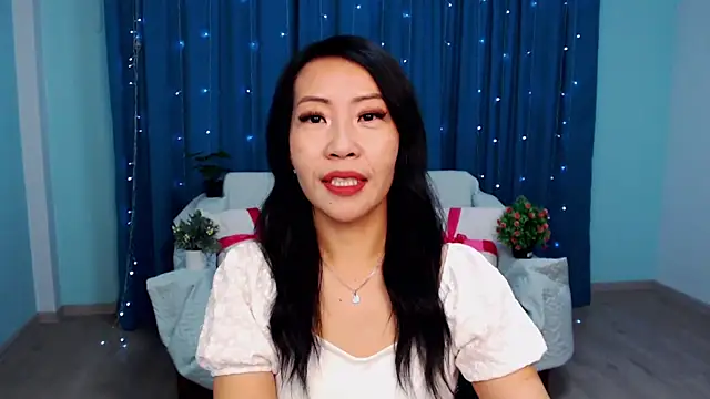 LiaPak online show from September 2025 12:59:02 AM