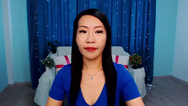 LiaPak online show from October 2025 03:15:02 AM