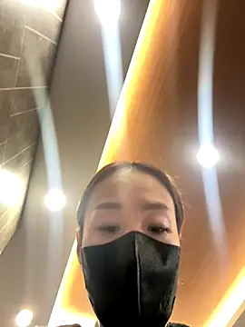 xiaoliansweet online show from October 2025 02:55:01 AM