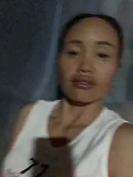 Snapshot of rosa-1200 chatting on September 2025 02:21:01 PM rosa-1200 online show from September 2025 02:21:01 PM