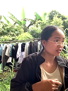 Snapshot of rosa-1200 chatting on October 2025 04:02:02 AM rosa-1200 online show from October 2025 04:02:02 AM