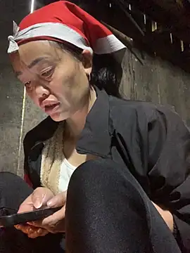 Snapshot of rosa-1200 chatting on November 2025 12:24:01 AM rosa-1200 online show from November 2025 12:24:01 AM