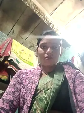 Dikchahot online show from November 2025 01:43:01 PM