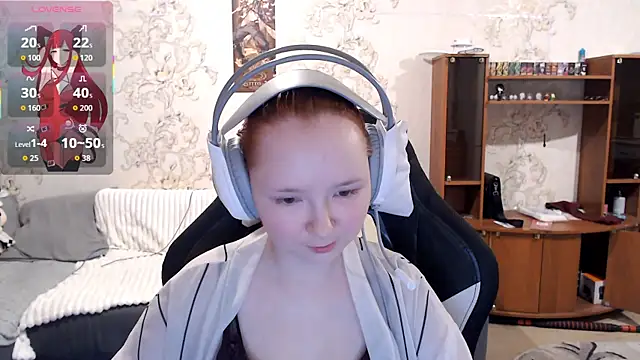 PansyBorriello online show from October 2025 04:14:02 PM