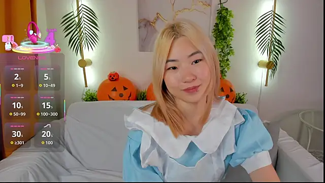 Aisi 18 online show from October 2025 05:11:02 AM