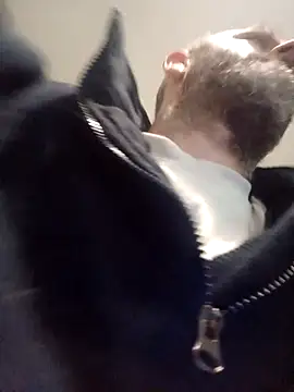 whatYwantMorrre online show from November 2025 10:24:01 AM