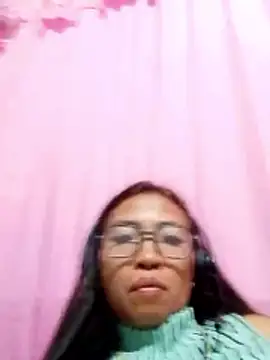 Snapshot of pinayhotii chatting on June 2026 02:41:02 PM pinayhotii online show from June 2026 02:41:02 PM