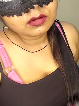 Hot modal online show from June 2026 06:58:02 PM