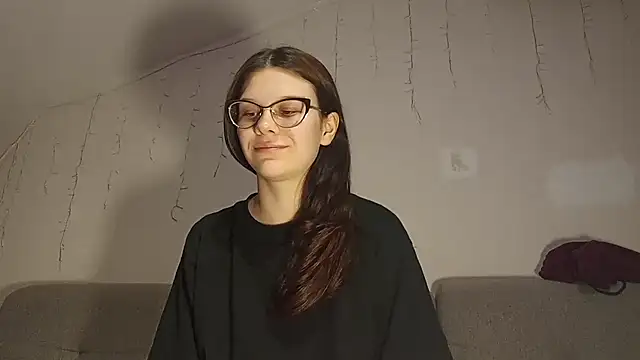 LaVostraDorothy online show from April 2026 08:00:02 PM