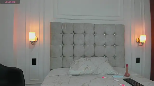 DulceEstrella  online show from October 2025 04:54:01 AM