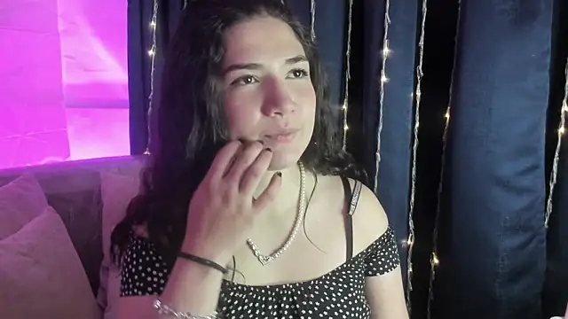 Valery Brand online show from March 2026 12:12:02 PM