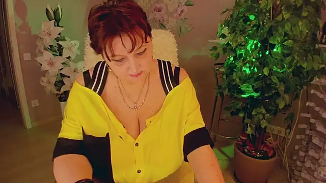 Snapshot of rebekkacharm chatting on October 2025 04:59:02 PM rebekkacharm online show from October 2025 04:59:02 PM